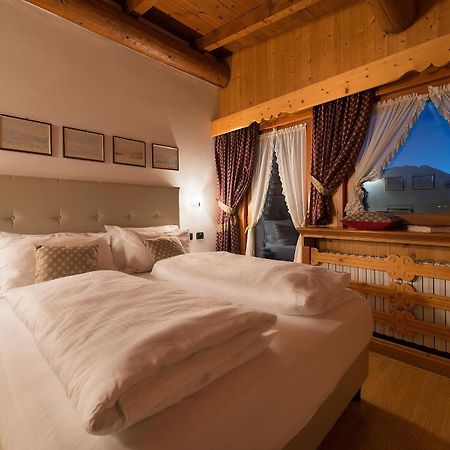 Hotel Posta Livigno Exterior photo